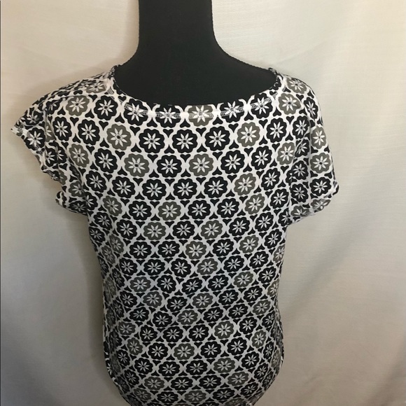 T by Talbots Printed Short Sleeve Top Size MP - Picture 6 of 7